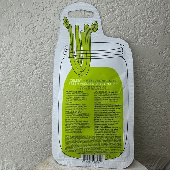 $3 πβSweet Chef Celery + Hyaluronic PLUMPING SHEET MASKβ π - Picture 3 of 4